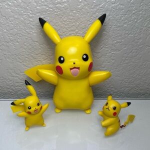 Pokemon My Partner Pikachu Interactive Electronic Figure and 2 mini figures